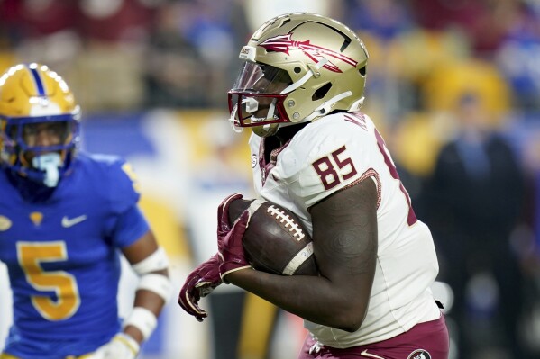 Acc sales football scores
